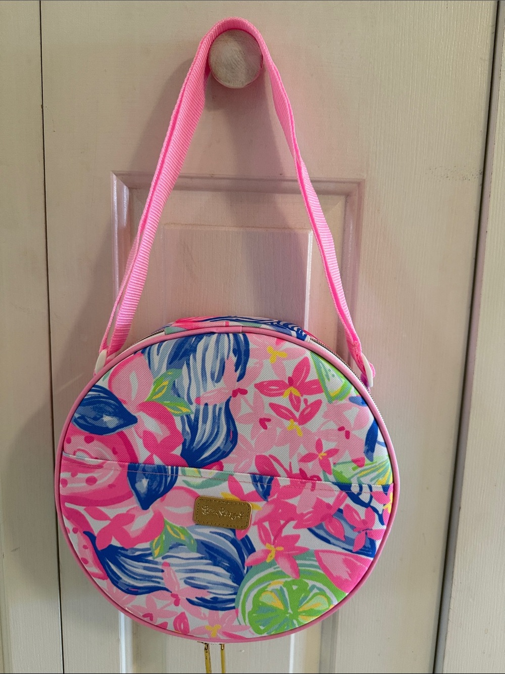 Lilly Pulitzer Picnic Bag Havana Canita Cocktail with Flatware and Wine Glasses